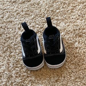 NWOT Infant vans